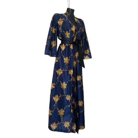 Vintage elegant blue floral kaftan kimono - Picture 2 of 4